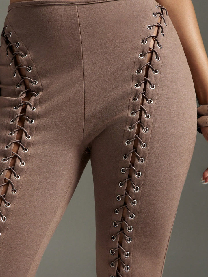 Pantaloni SHEIN, maro
