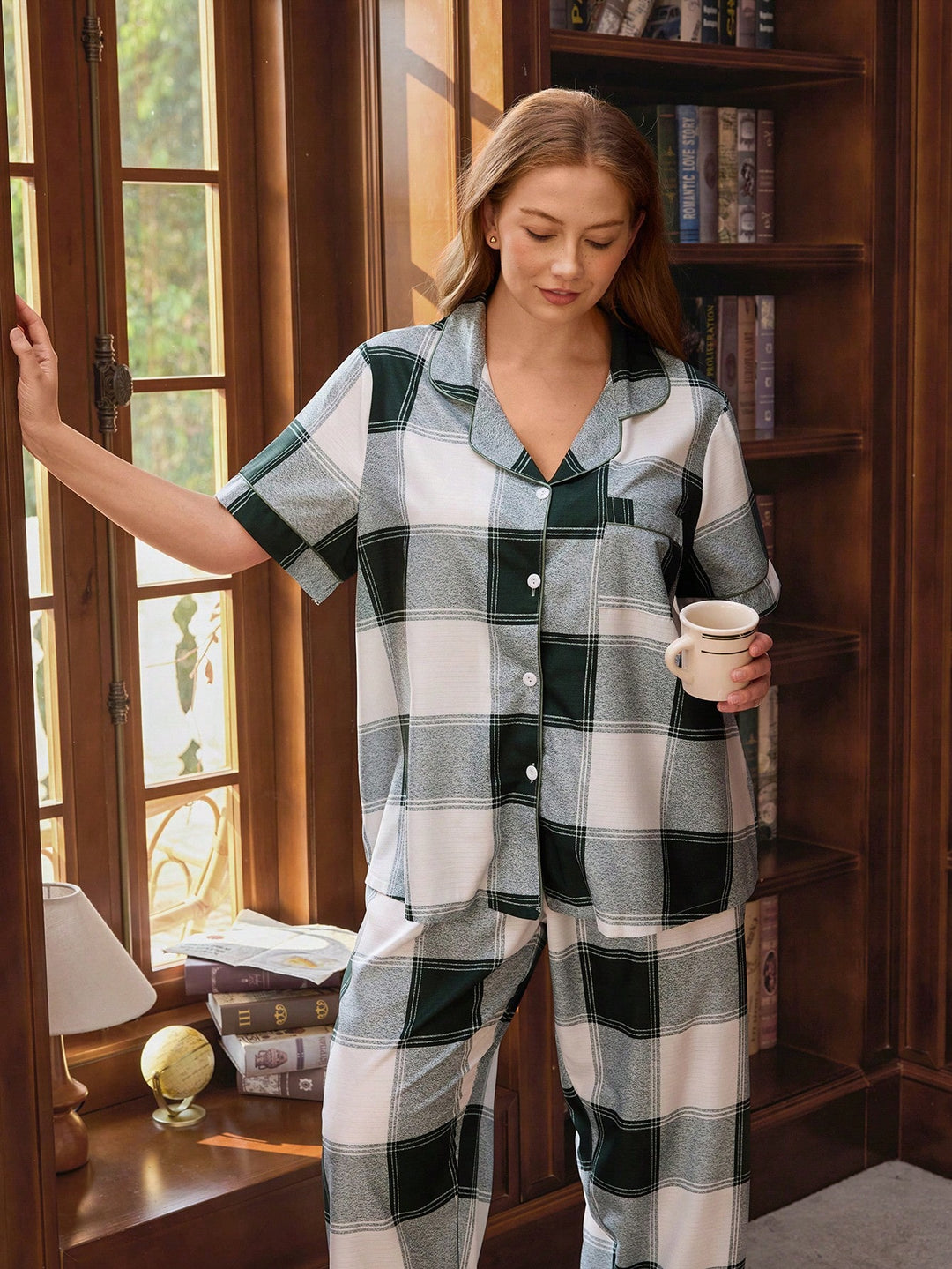 Set pijamale SHEIN, mix culori