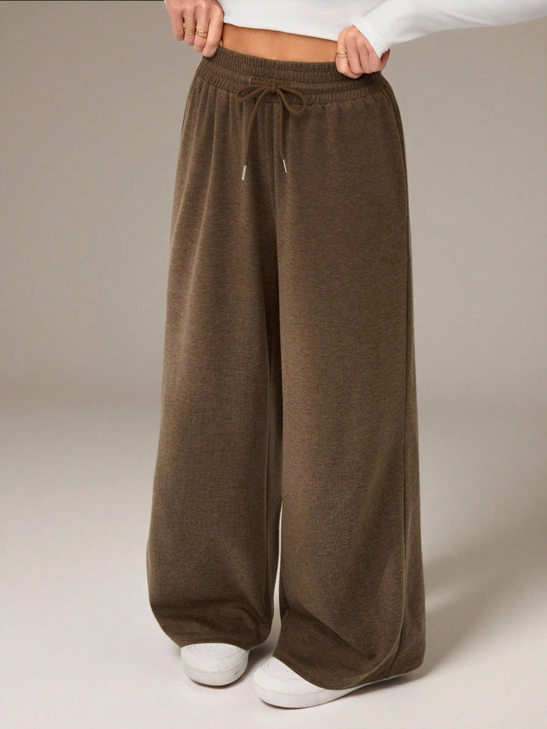 Pantaloni SHEIN, maro
