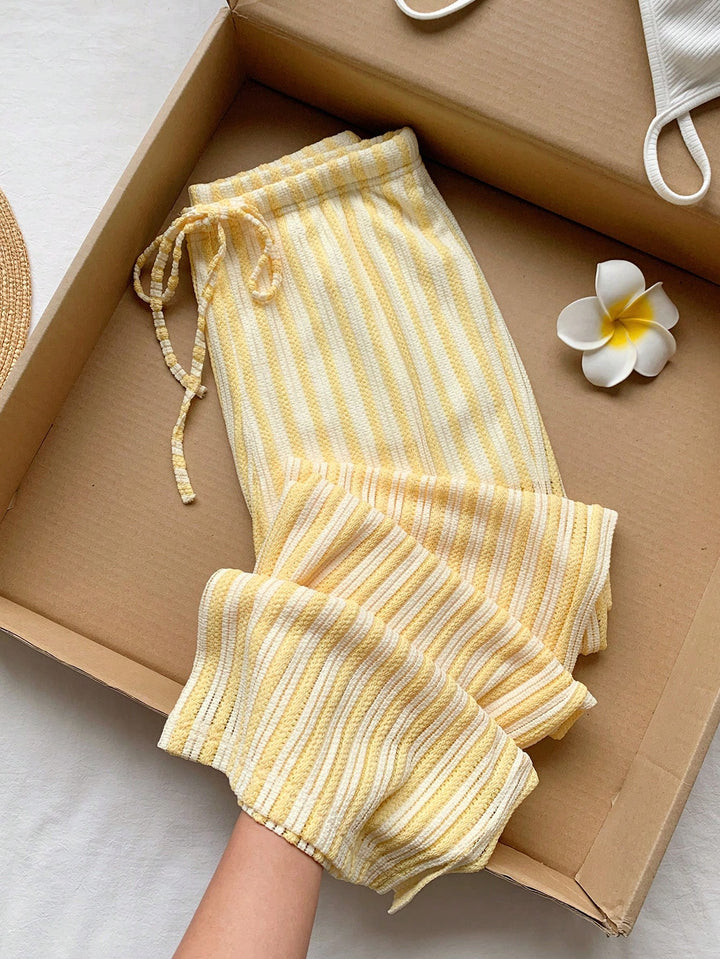 Pantaloni SHEIN, galben