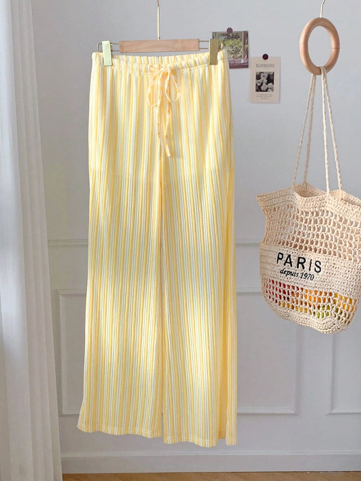 Pantaloni SHEIN, galben