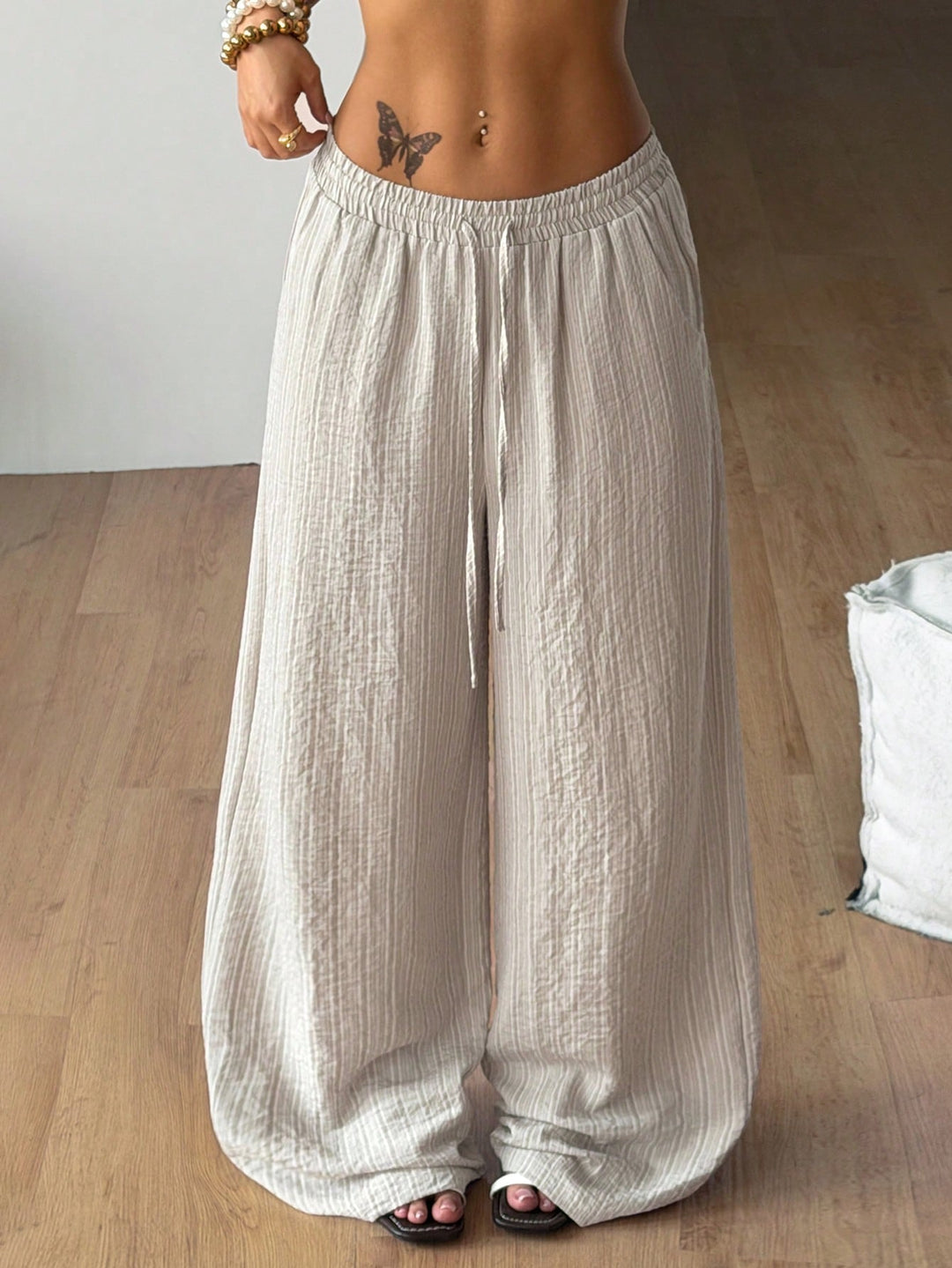 Pantaloni SHEIN, kaki