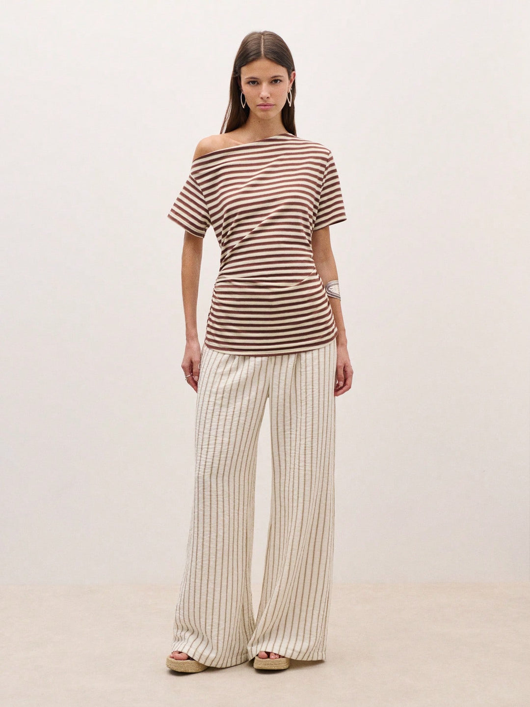 Tricou SHEIN, maro