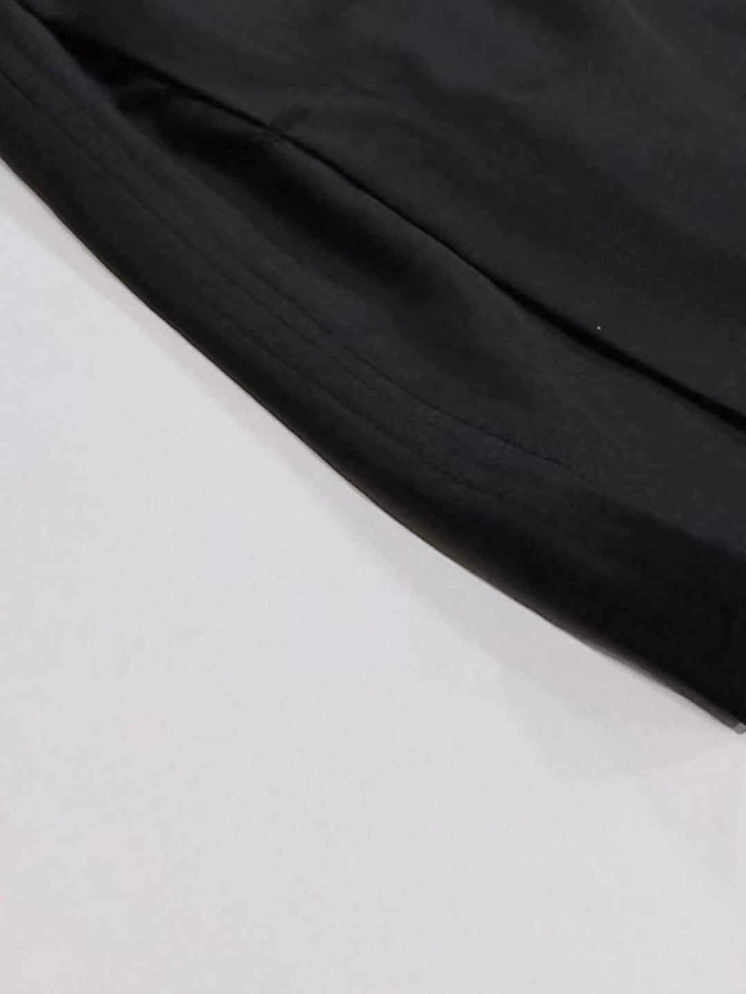 Pantaloni scurți SHEIN, negru