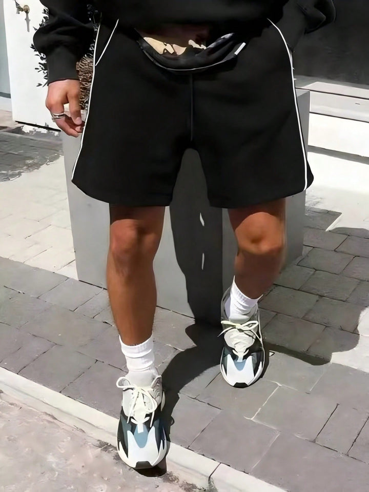 Pantaloni scurți SHEIN, negru