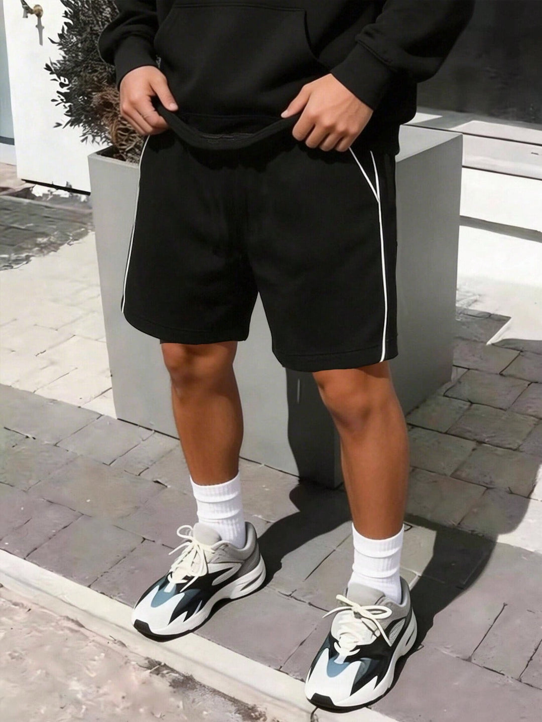Pantaloni scurți SHEIN, negru