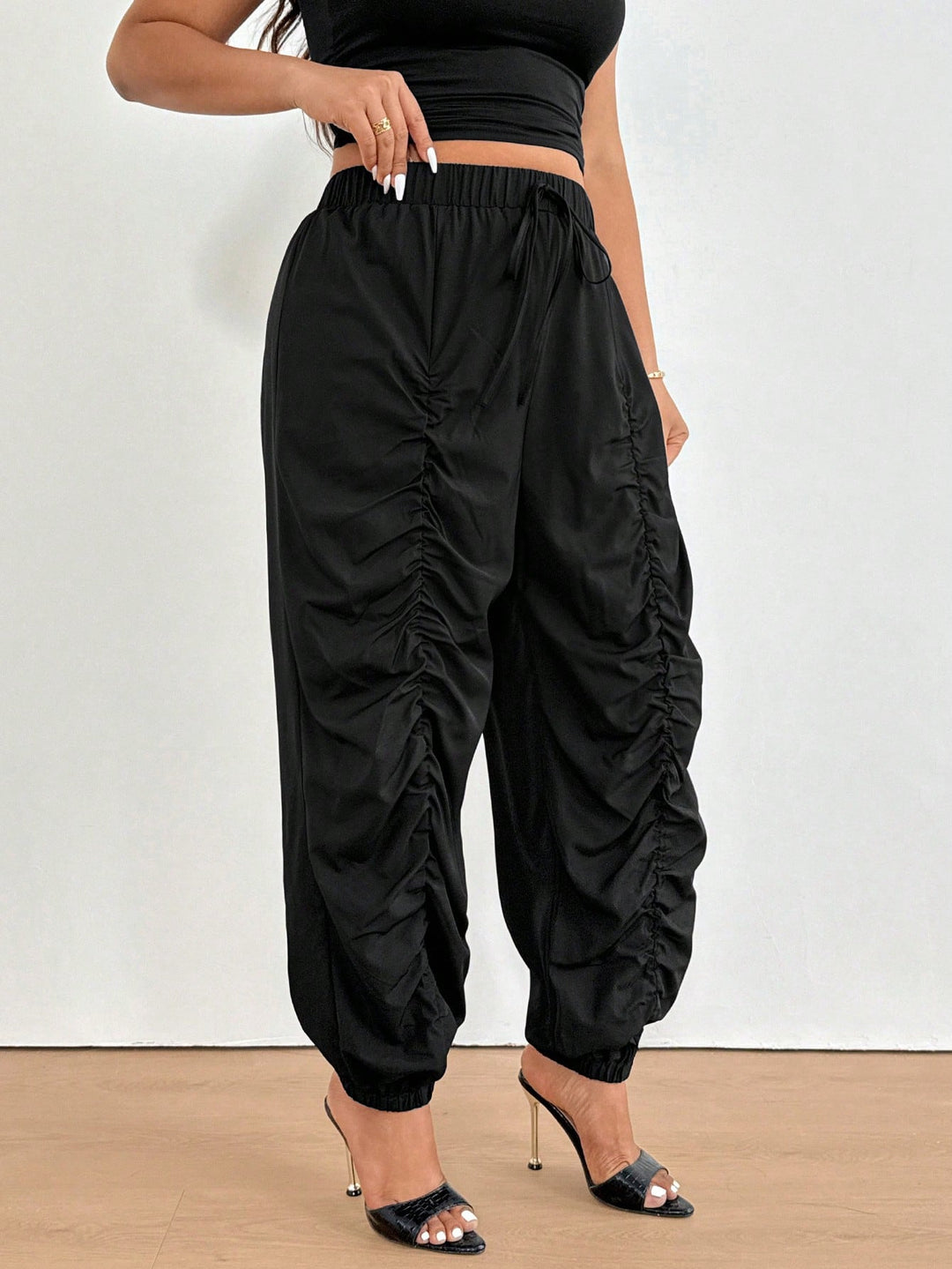 Pantaloni SHEIN