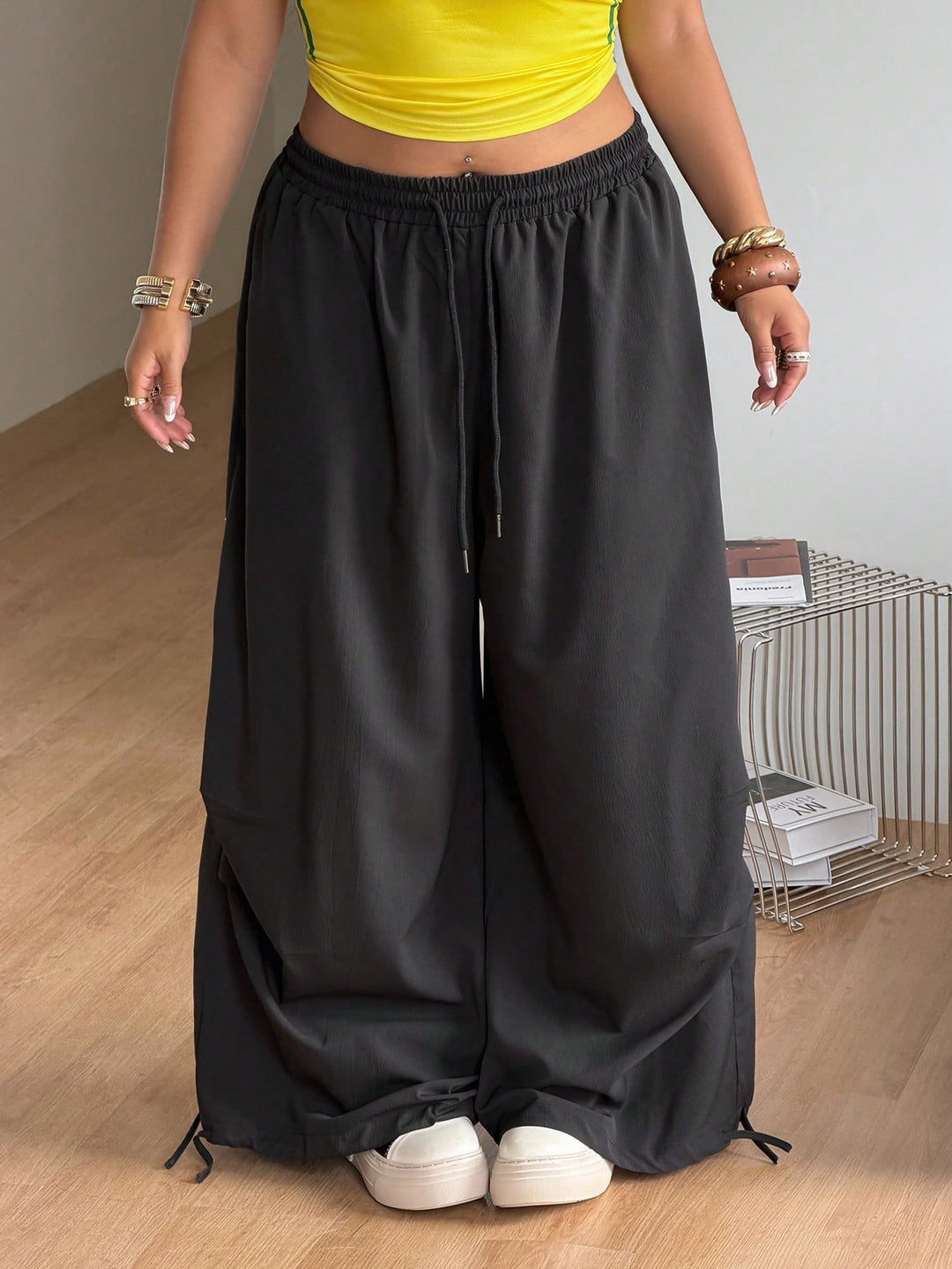 Pantaloni SHEIN, negru