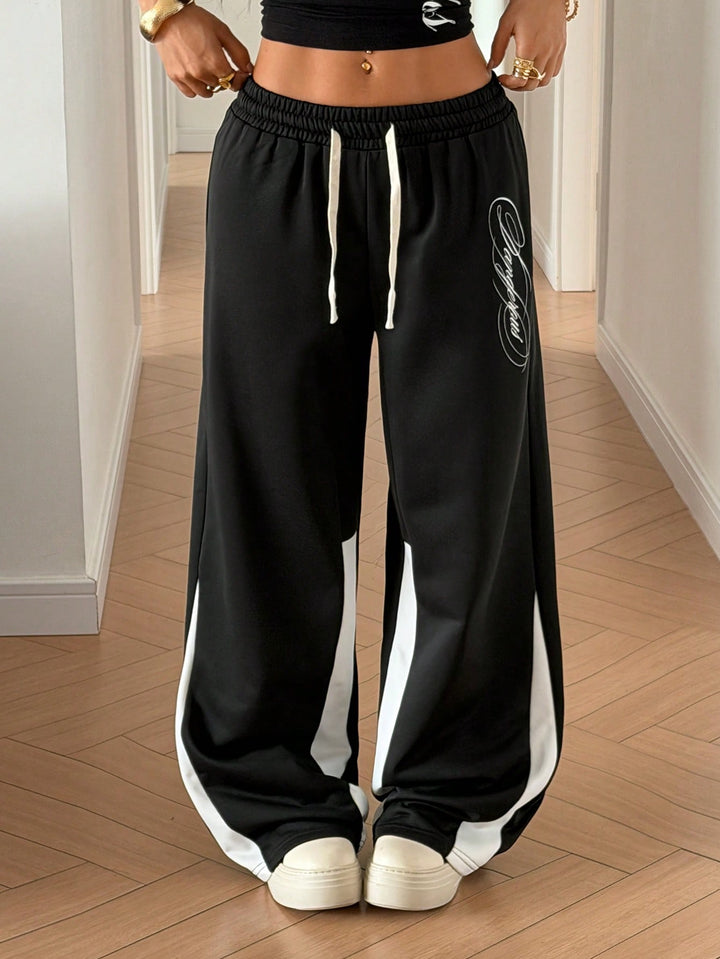 Pantaloni SHEIN, negru