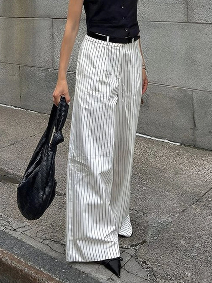 Pantaloni SHEIN, mix culori