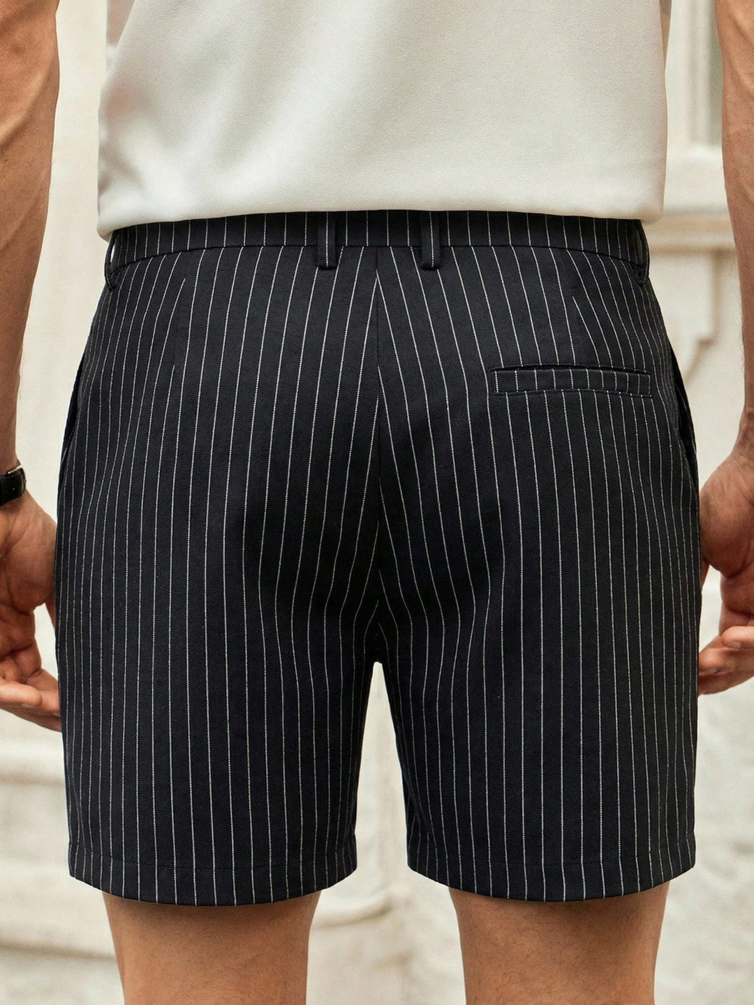 Pantaloni scurți SHEIN, negru