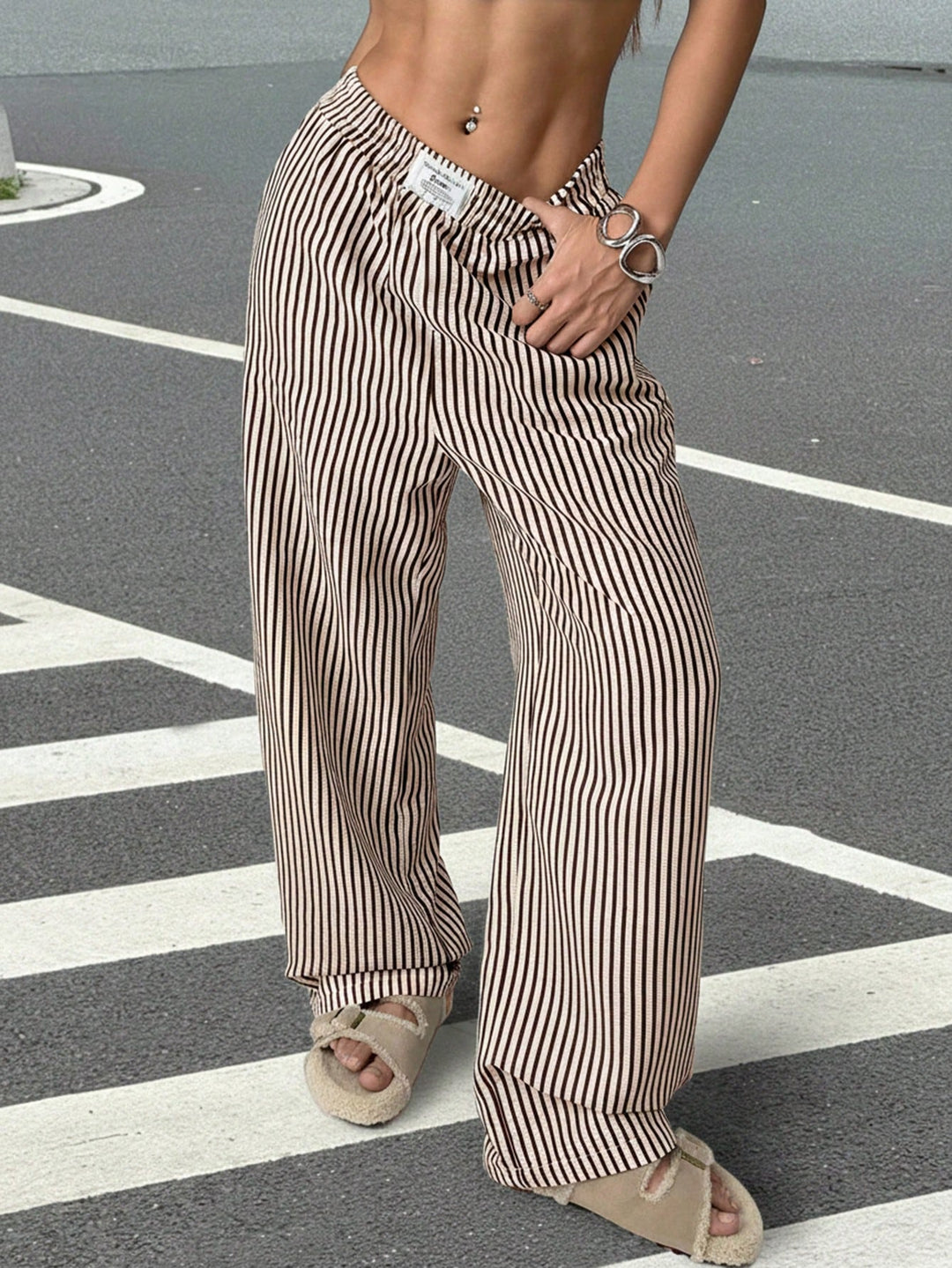 Pantaloni SHEIN