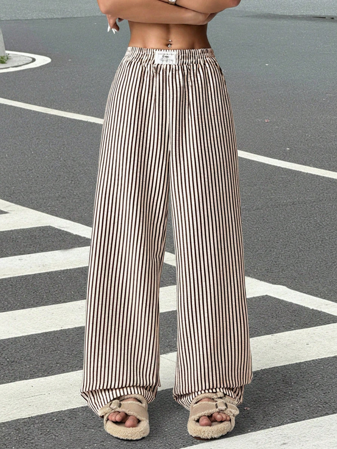 Pantaloni SHEIN