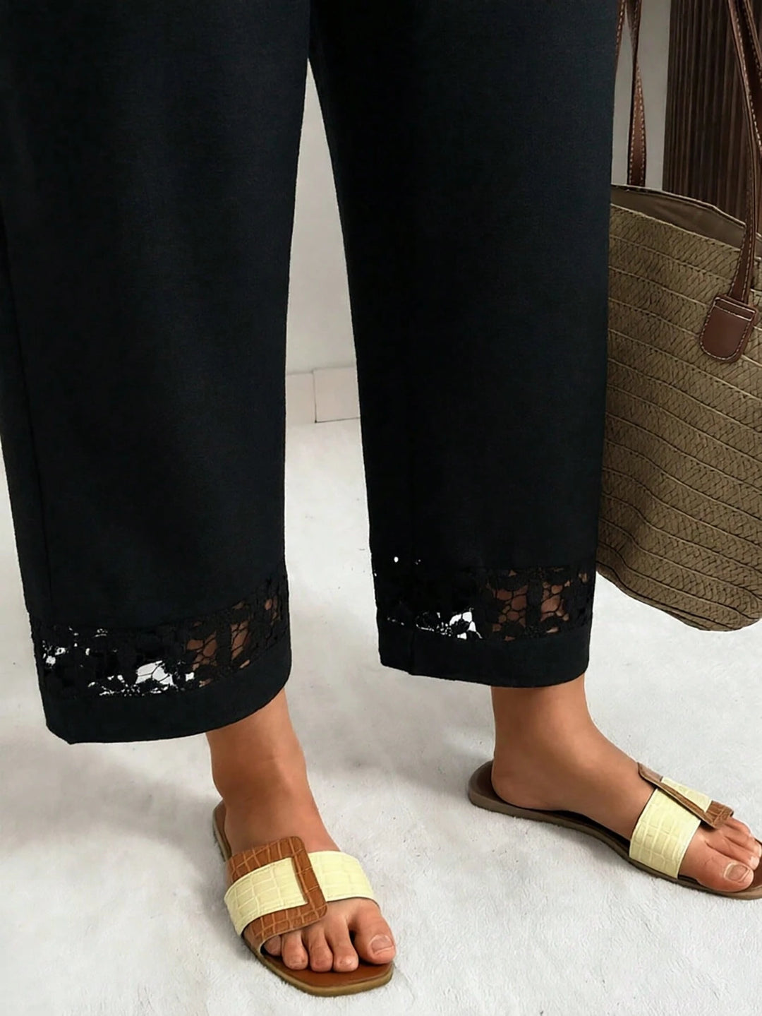 Pantaloni SHEIN, negru