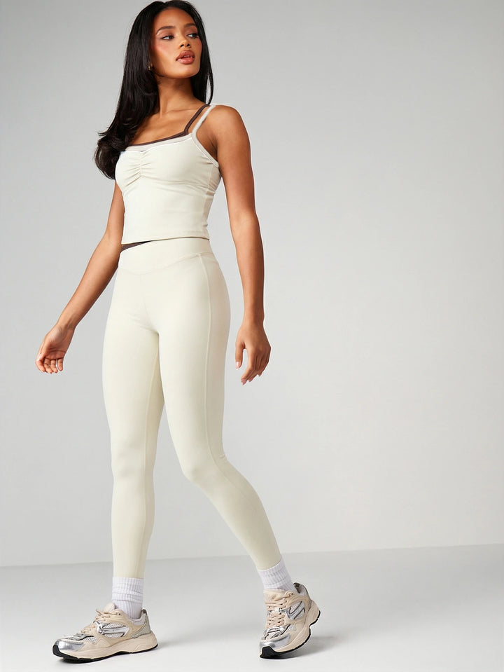 Compleu sport SHEIN, crem