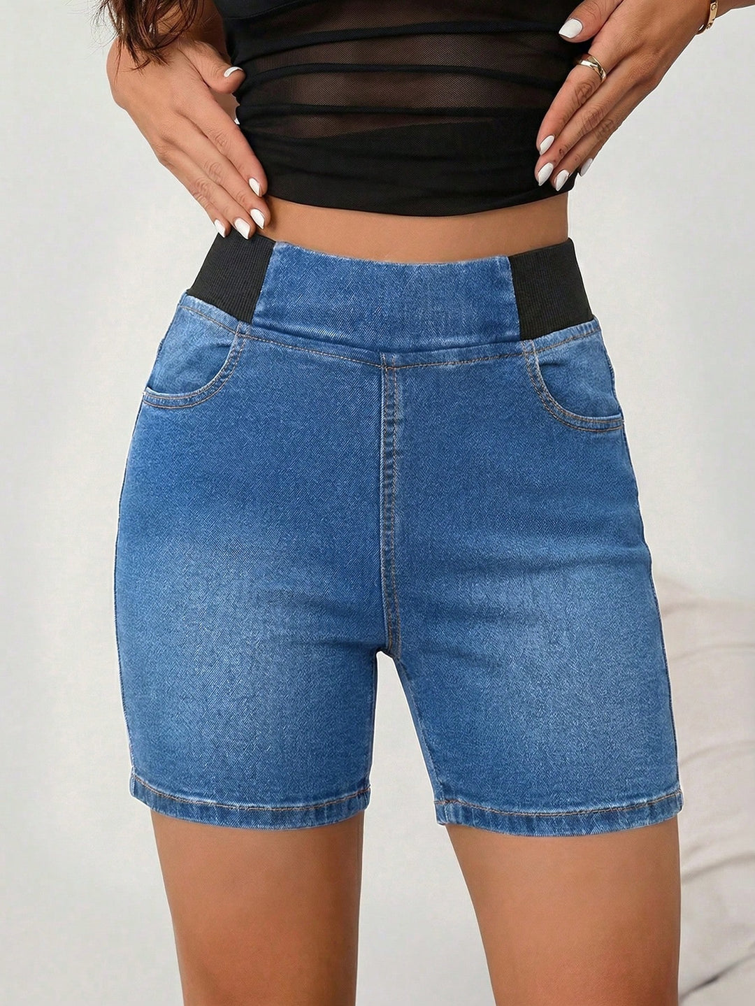 Pantaloni scurți SHEIN, albastru