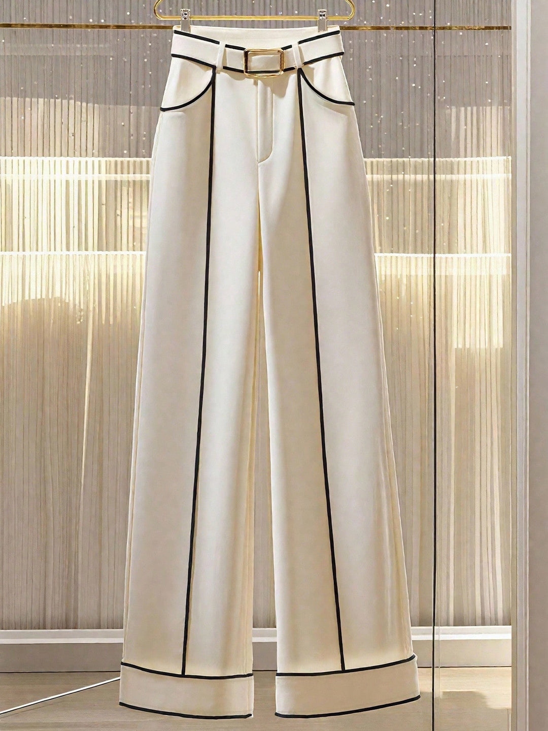 Pantaloni SHEIN, bej