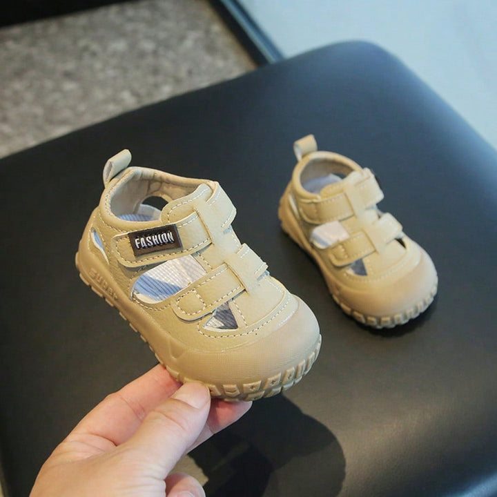Sandale SHEIN, kaki