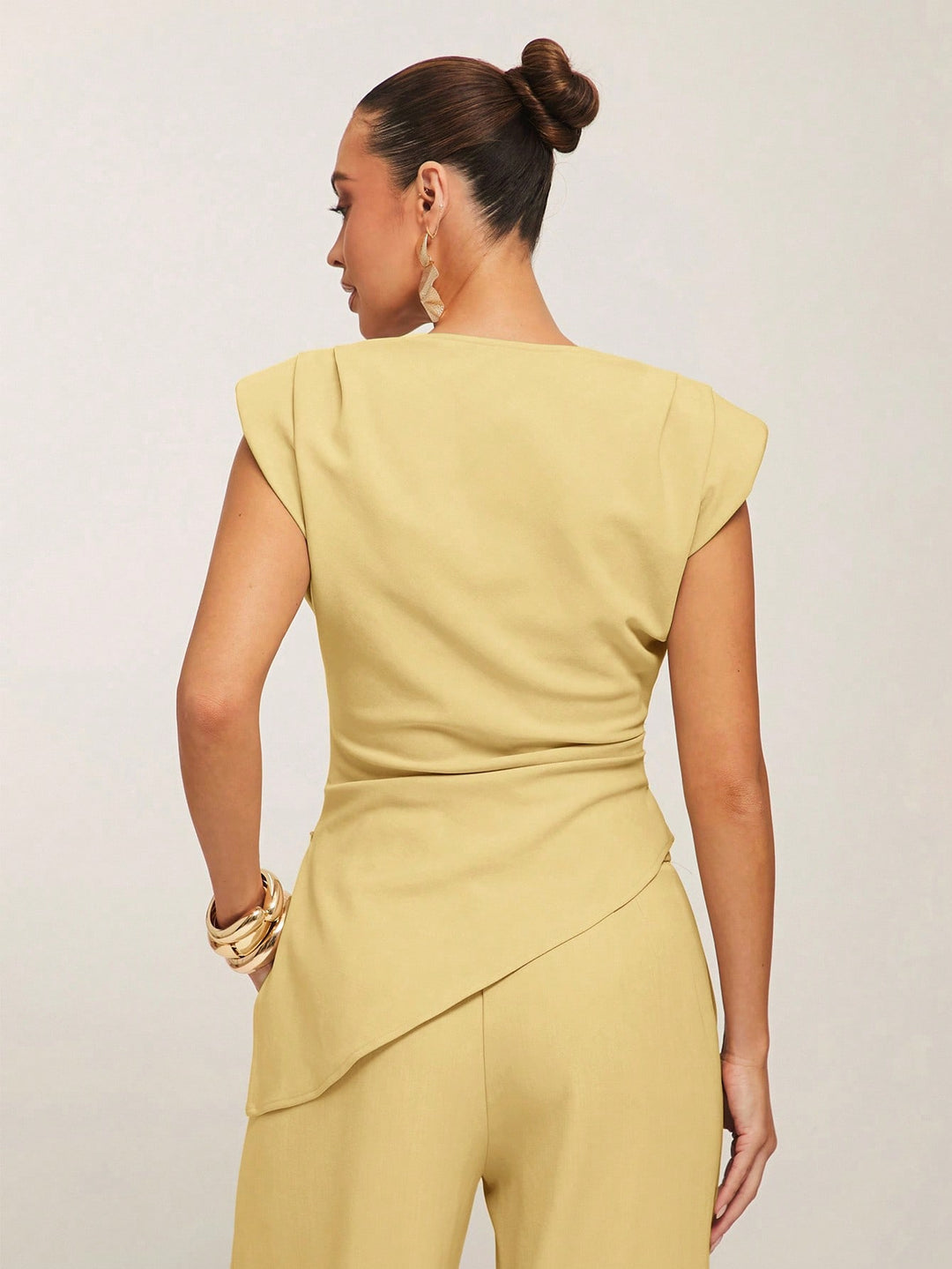 Top SHEIN, galben
