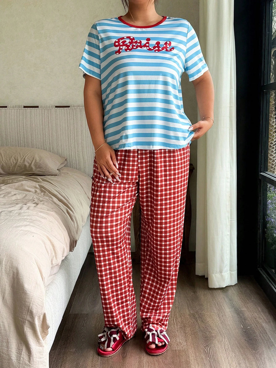 Compleu pijamale SHEIN, mix culori