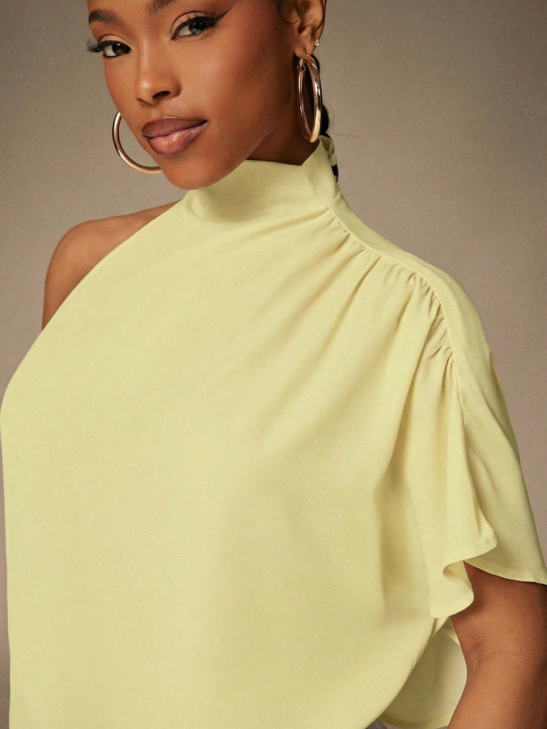 Top SHEIN, galben