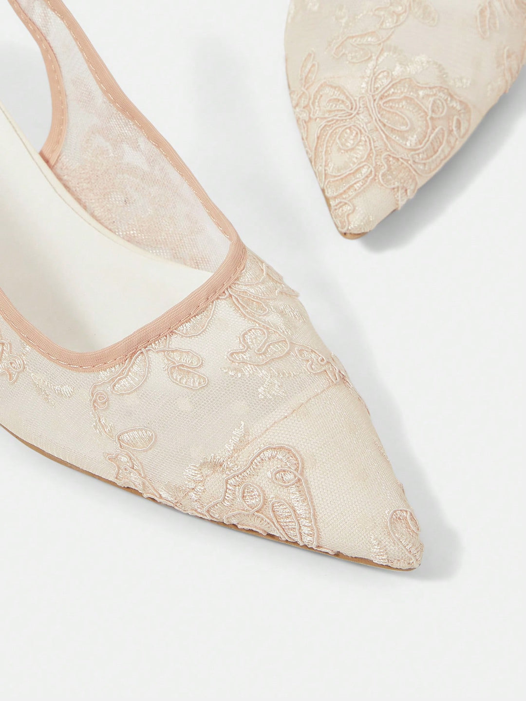 Pantofi cu toc SHEIN, bej