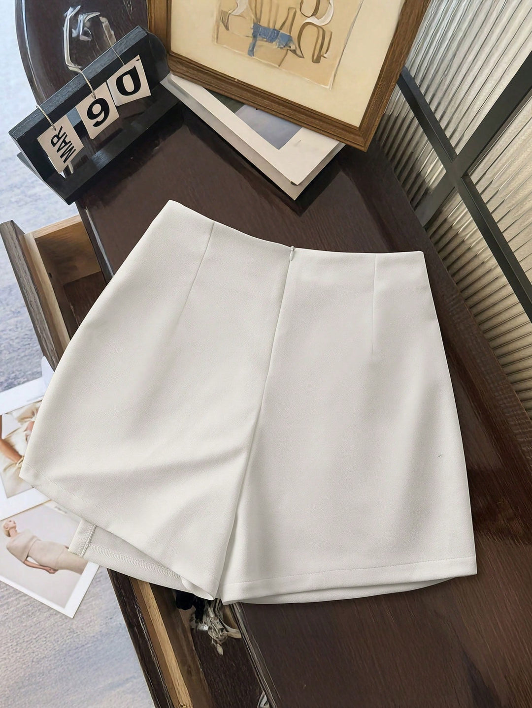 Pantaloni scurți SHEIN, alb