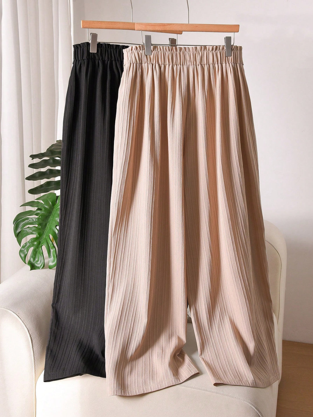 Pantaloni SHEIN, mix culori