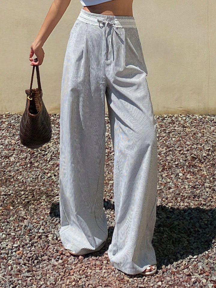 Pantaloni SHEIN, gri