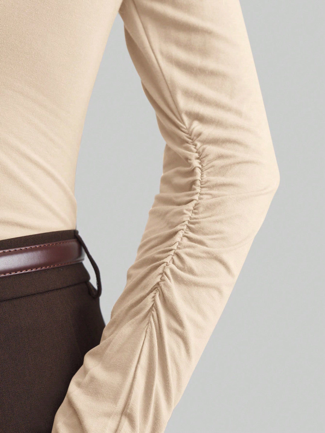 Tricou SHEIN, kaki