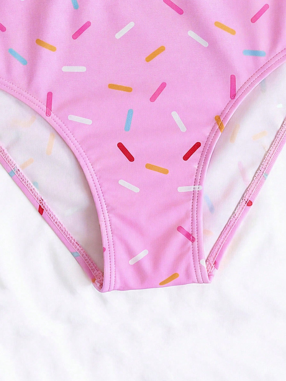 Set bikini SHEIN, mix culori