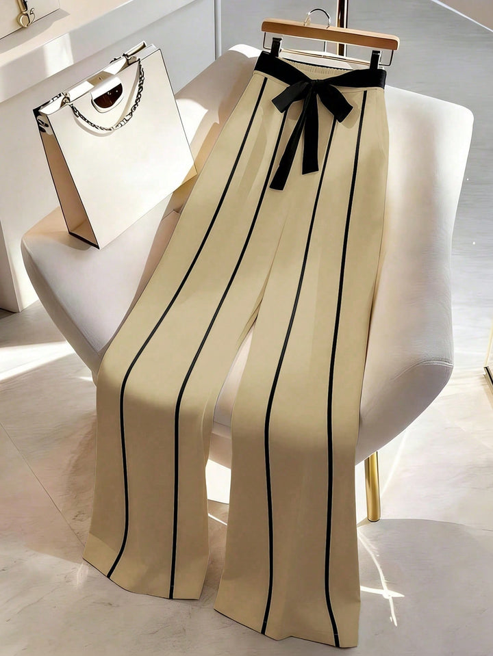 Pantaloni SHEIN, kaki