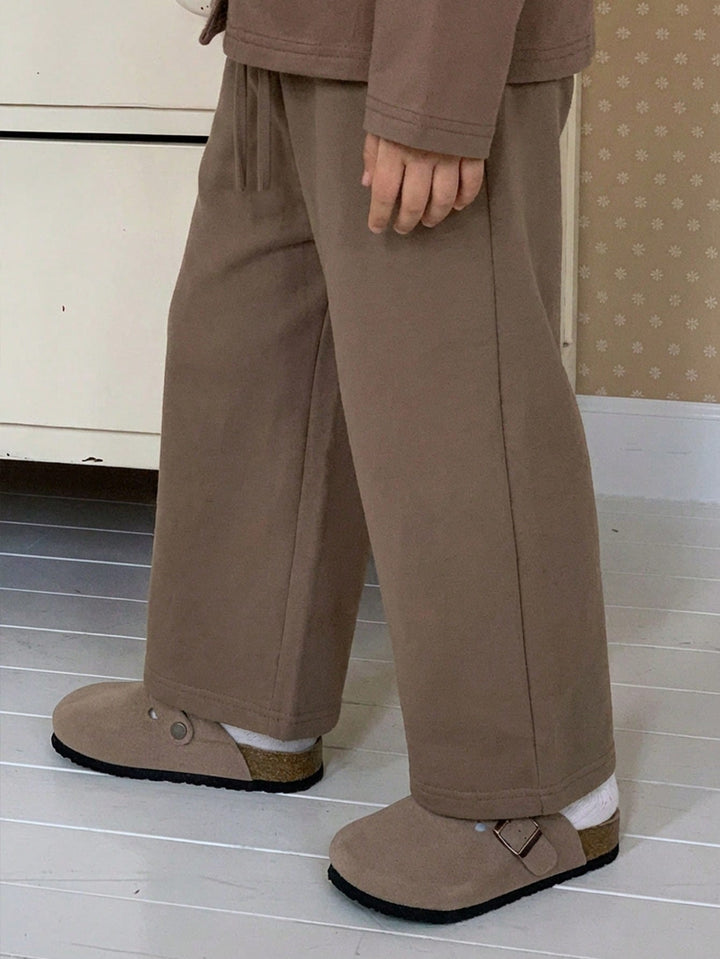 Pantaloni SHEIN, maro