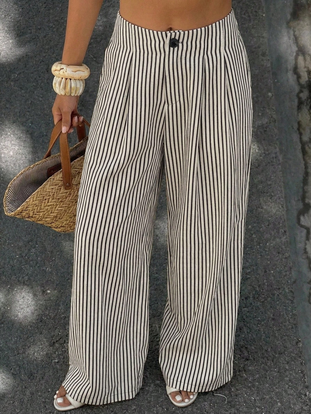 Pantaloni SHEIN, negru