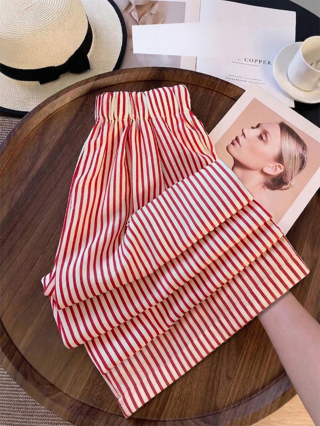 Pantaloni SHEIN, mix culori
