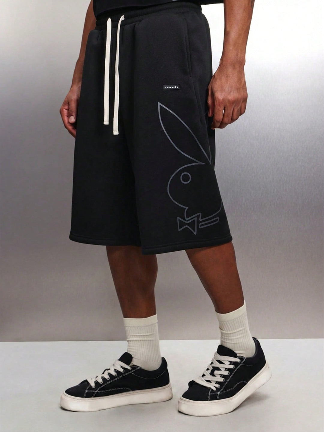 Pantaloni scurți SHEIN, negru