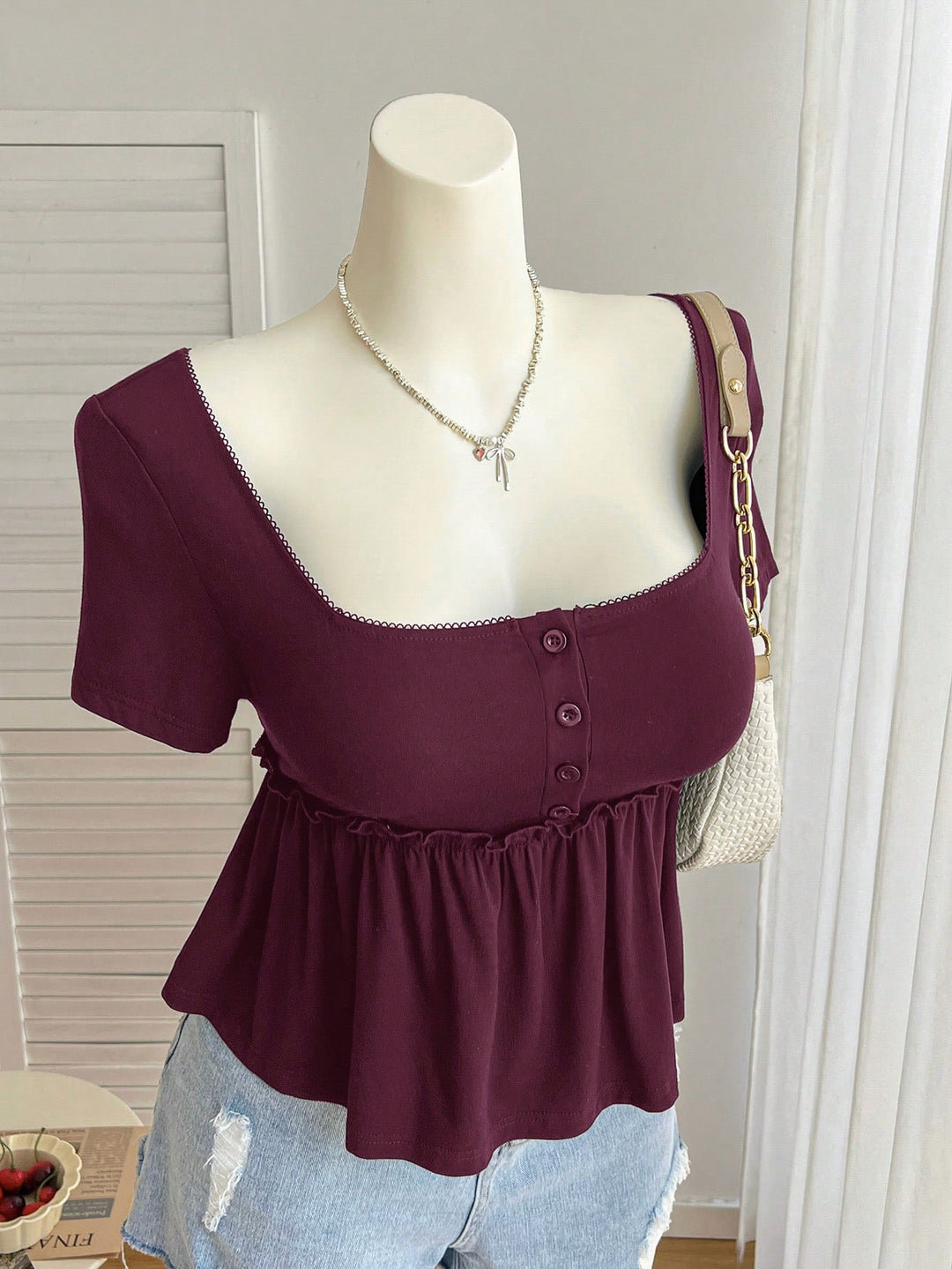 Tricou SHEIN, maro