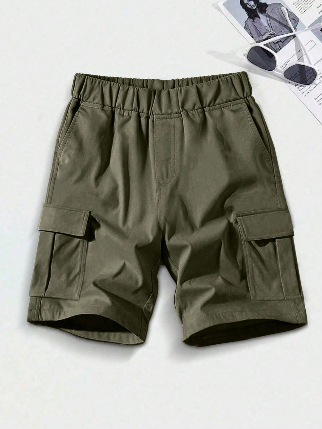 Pantaloni scurți SHEIN, kaki