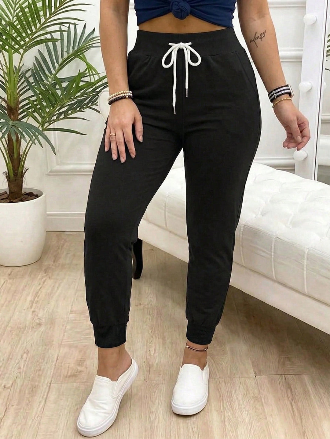 Pantaloni SHEIN, negru