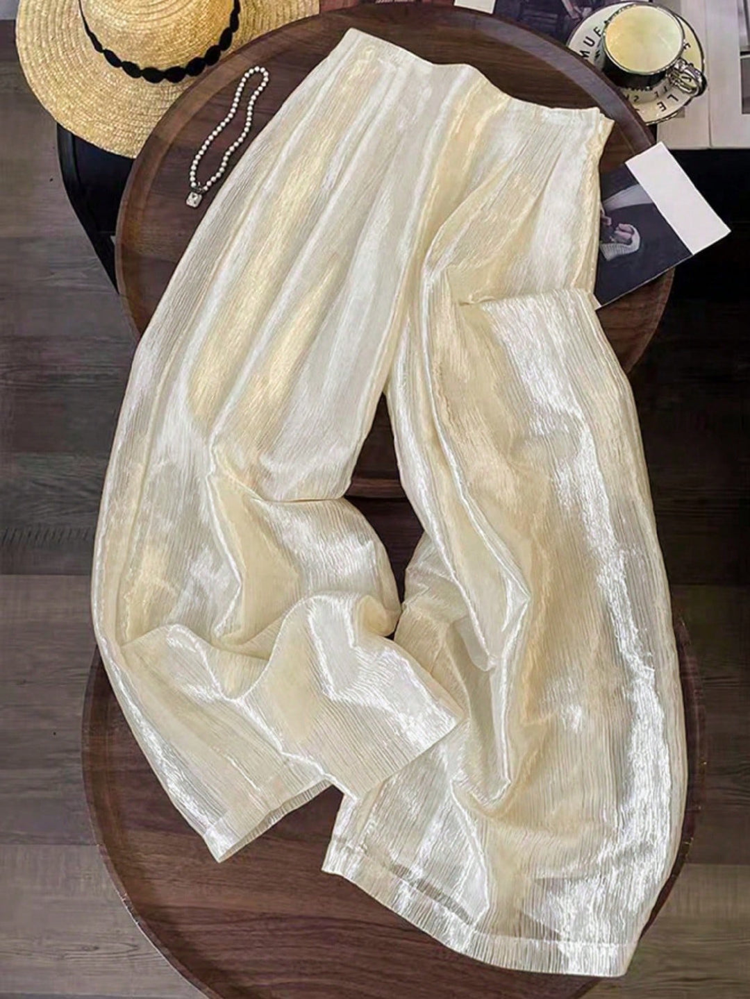 Pantaloni SHEIN, auriu