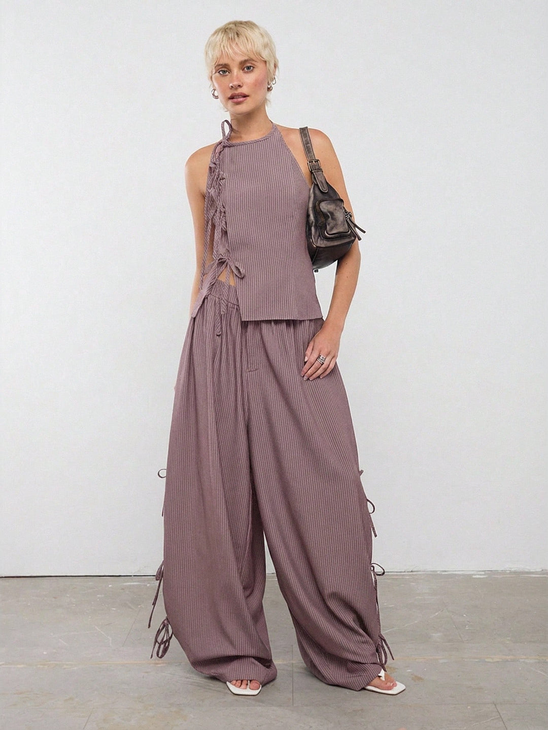 Pantaloni SHEIN, roz