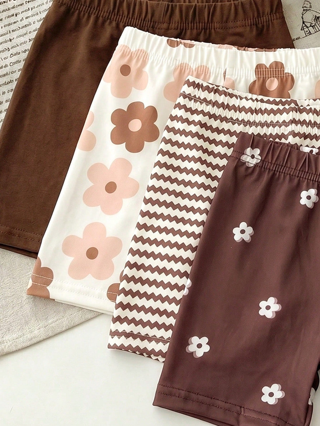 Pantaloni SHEIN, mix culori