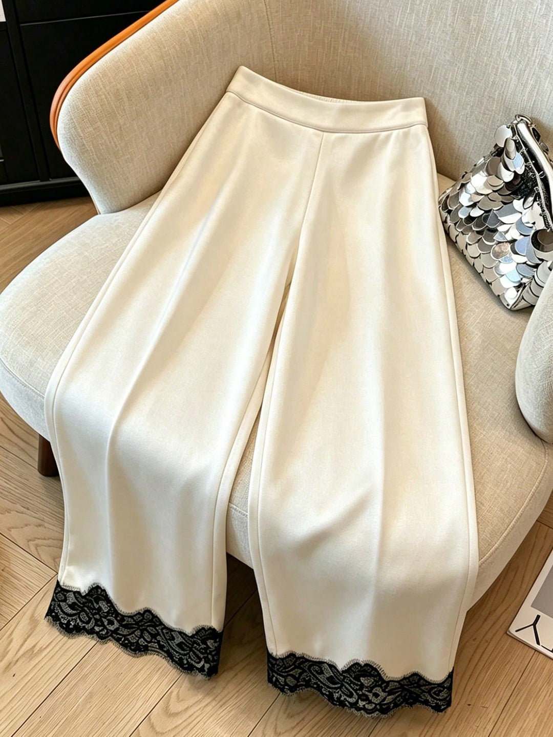 Pantaloni SHEIN