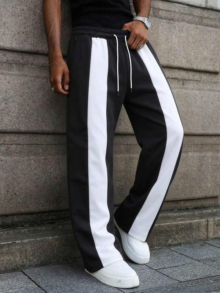 Pantaloni SHEIN, negru