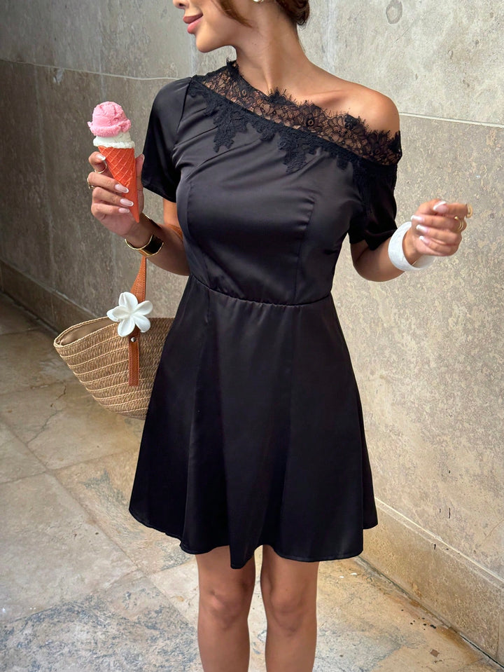 Rochie scurtă SHEIN, negru