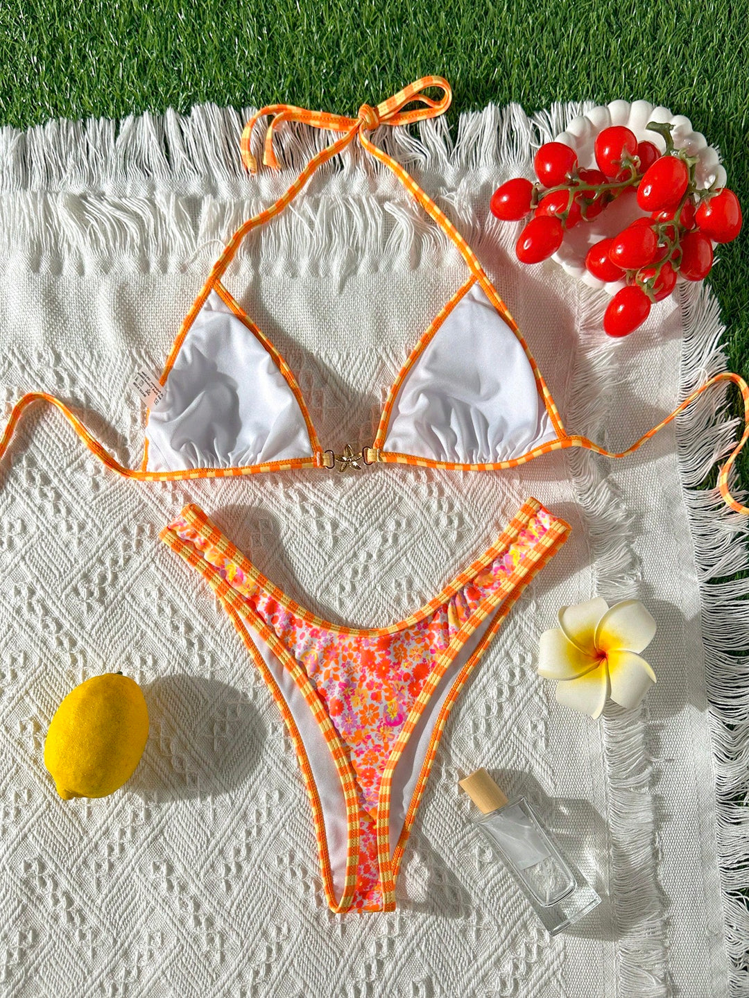 Set bikini SHEIN, mix culori