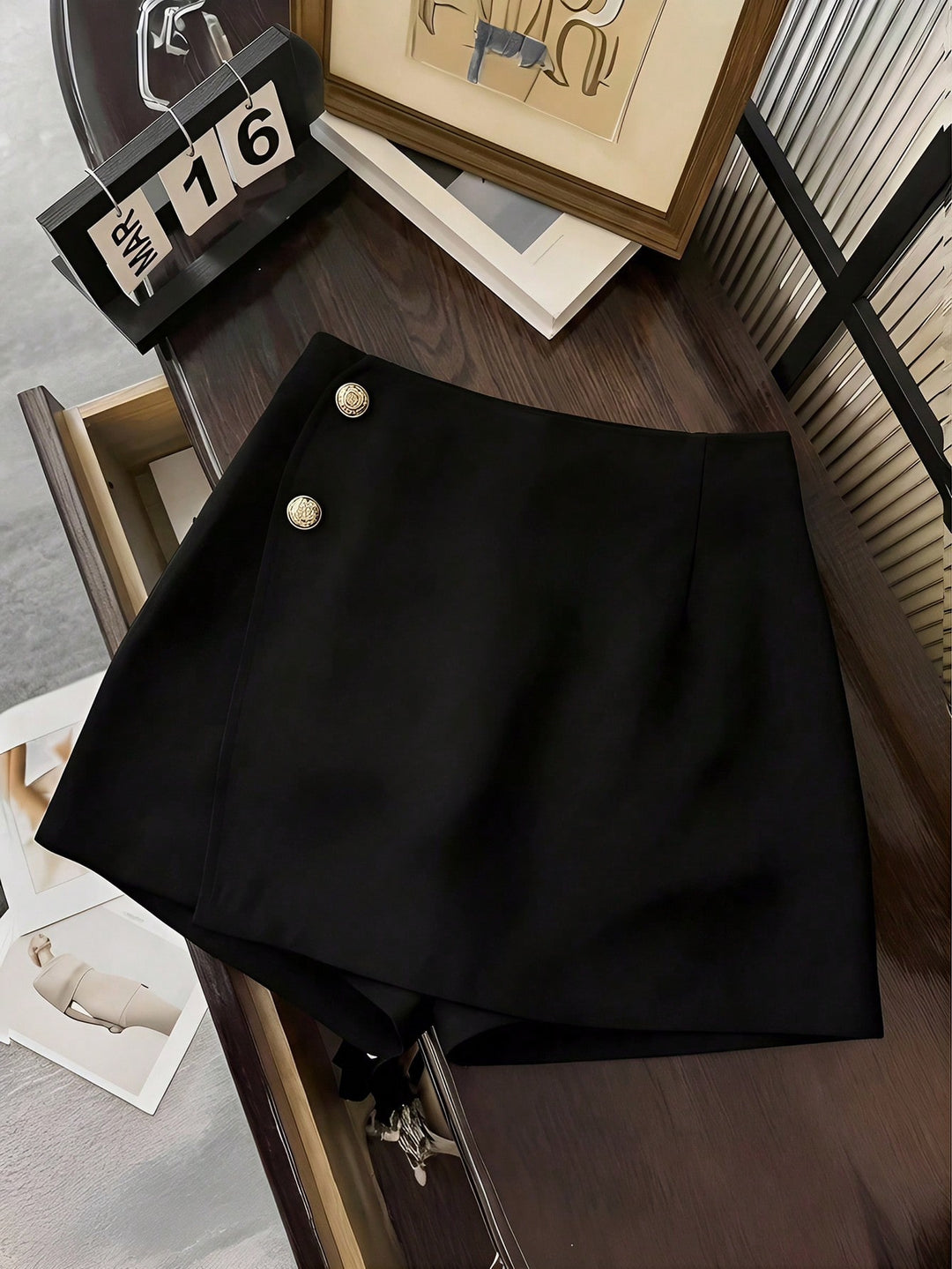 Pantaloni scurți SHEIN, negru