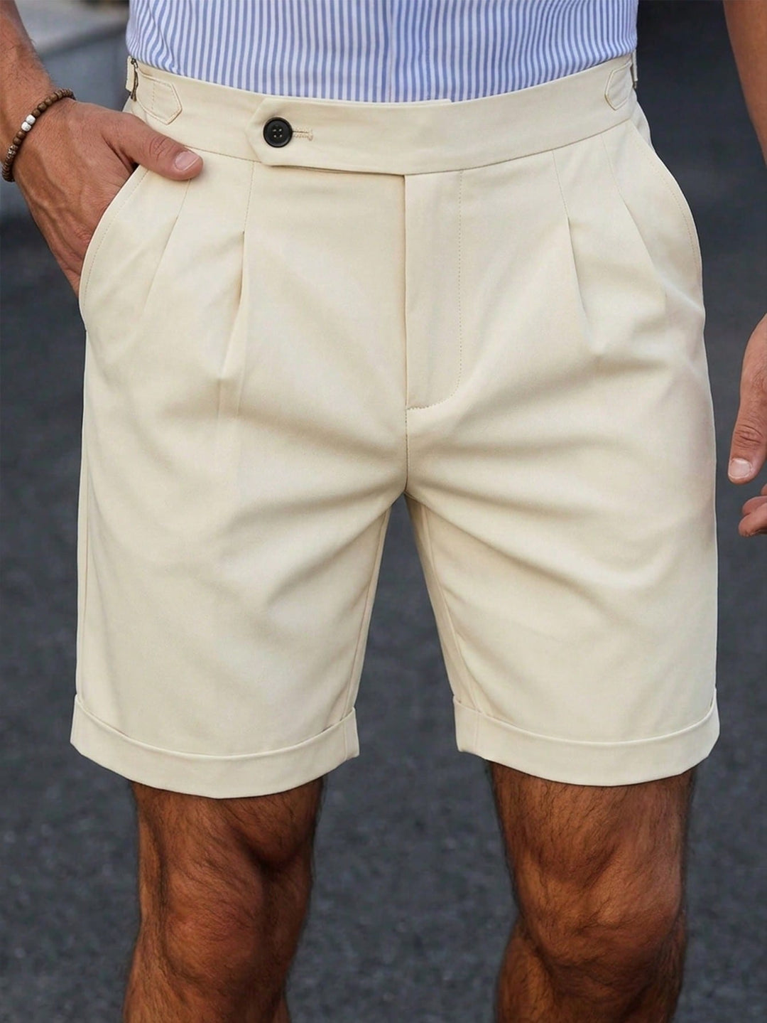 Pantaloni scurți SHEIN, bej