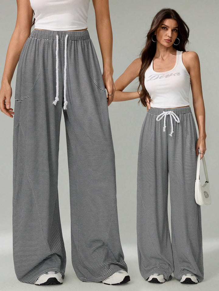 Pantaloni SHEIN, negru