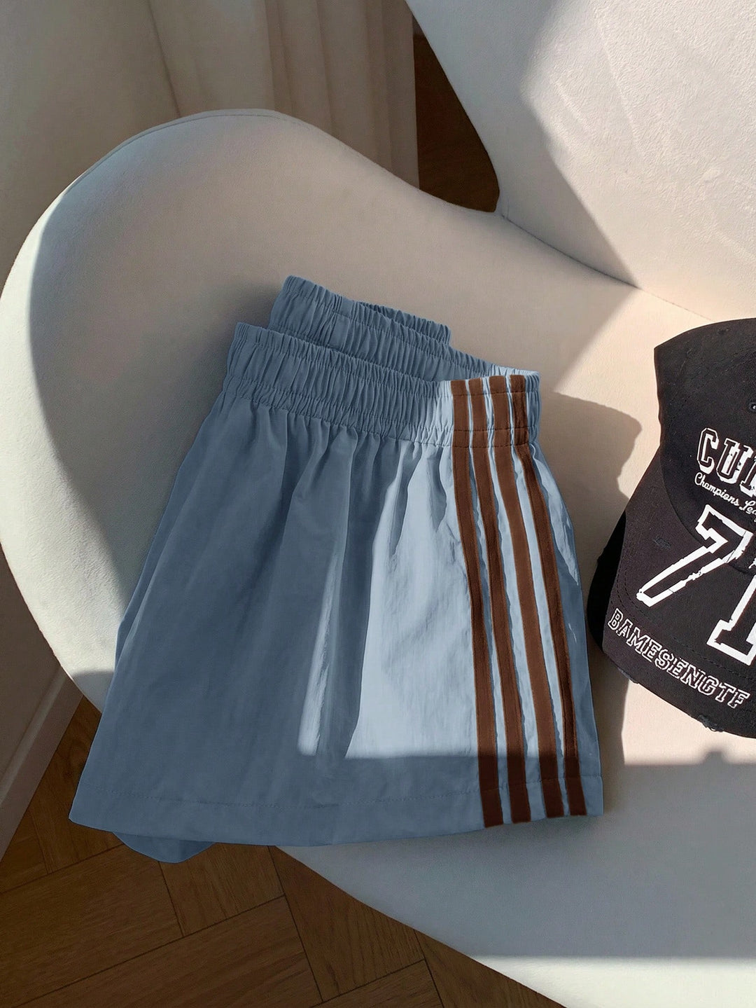 Pantaloni scurți SHEIN, albastru